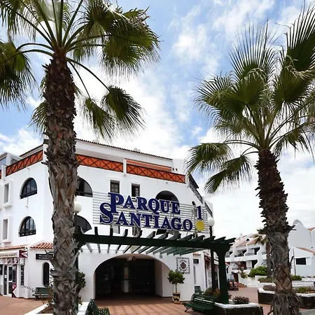 Parque Santiago Luxury 306 * Арона